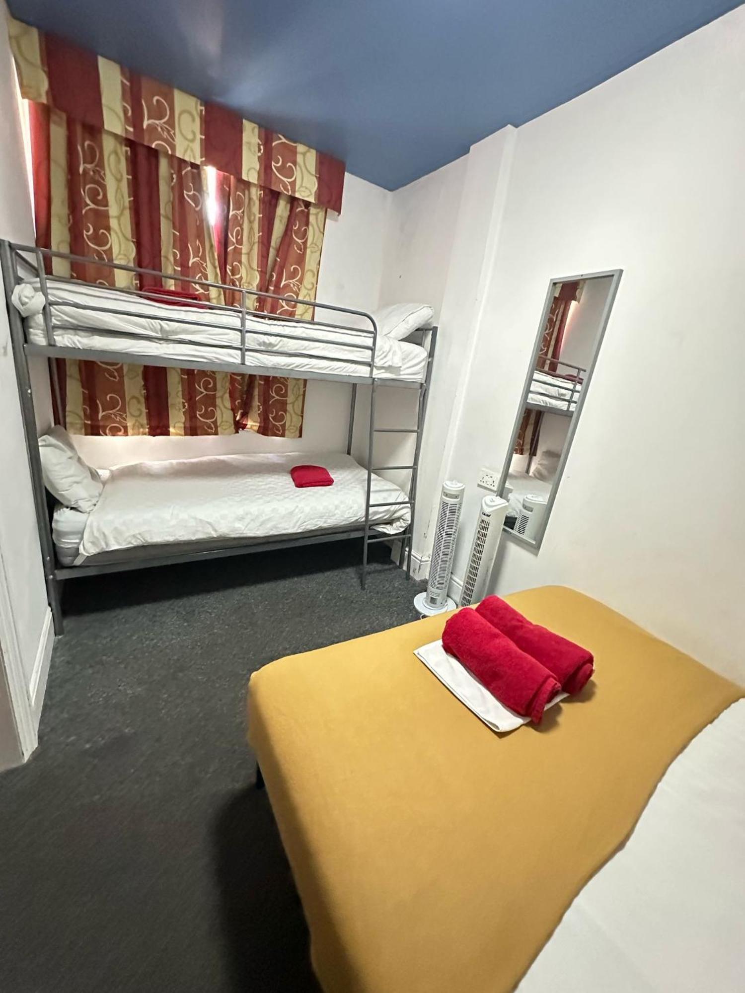 Backpackers Blackpool Hotel & Suites Kültér fotó